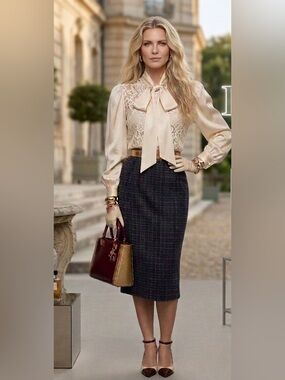 Vintage Christian Dior Wool Midi Skirt • Dark Academia Houndstooth • Sz 6